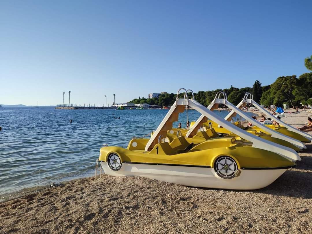 Mobile Home Anamari Biograd Na Moru Eksteriør bilde